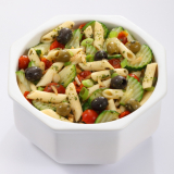 Gro Mediterraner Nudelsalat